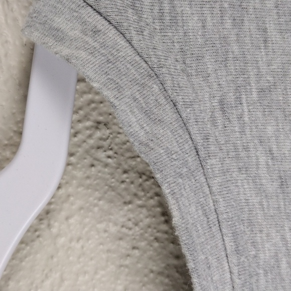 Looney Tunes Bugs Bunny and Tweety Bird Gray Short Sleeve Cropped Tee Shirt Top - Picture 7 of 8